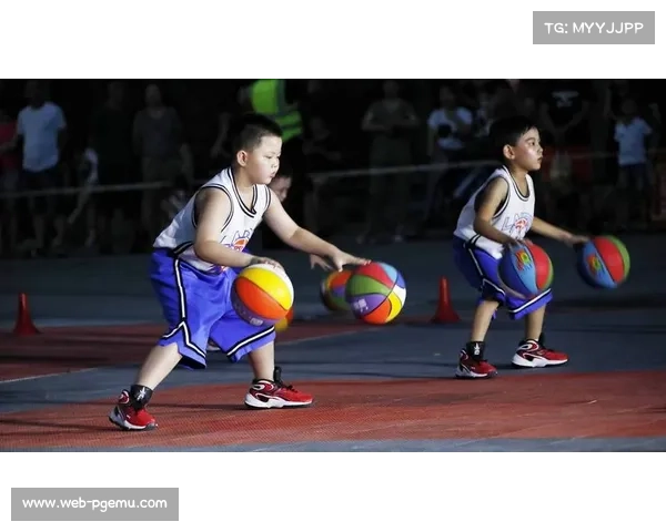 邵东宏远哈博职业中专学校篮球馆承办中小学生篮球比赛决赛